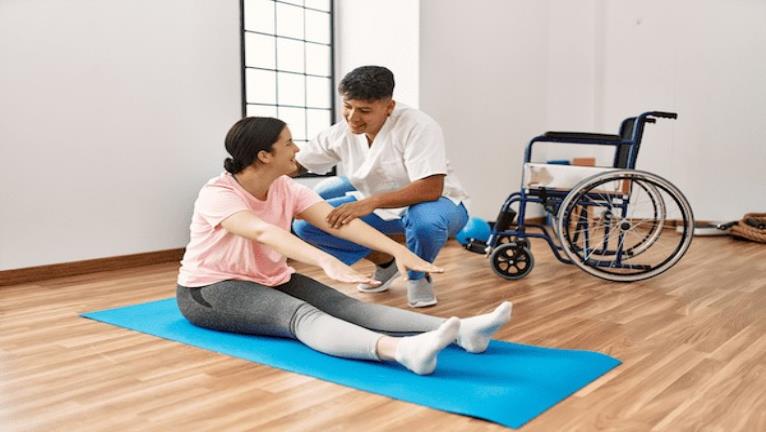 4 Differences Between Yoga and Physical Therapy Yoga?