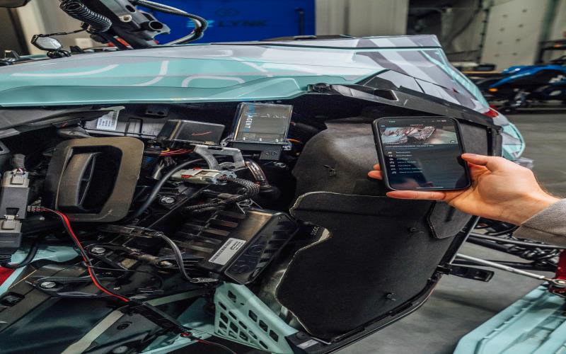 Effective fleet management: Ensuring smooth operation with reliable diagnostics 